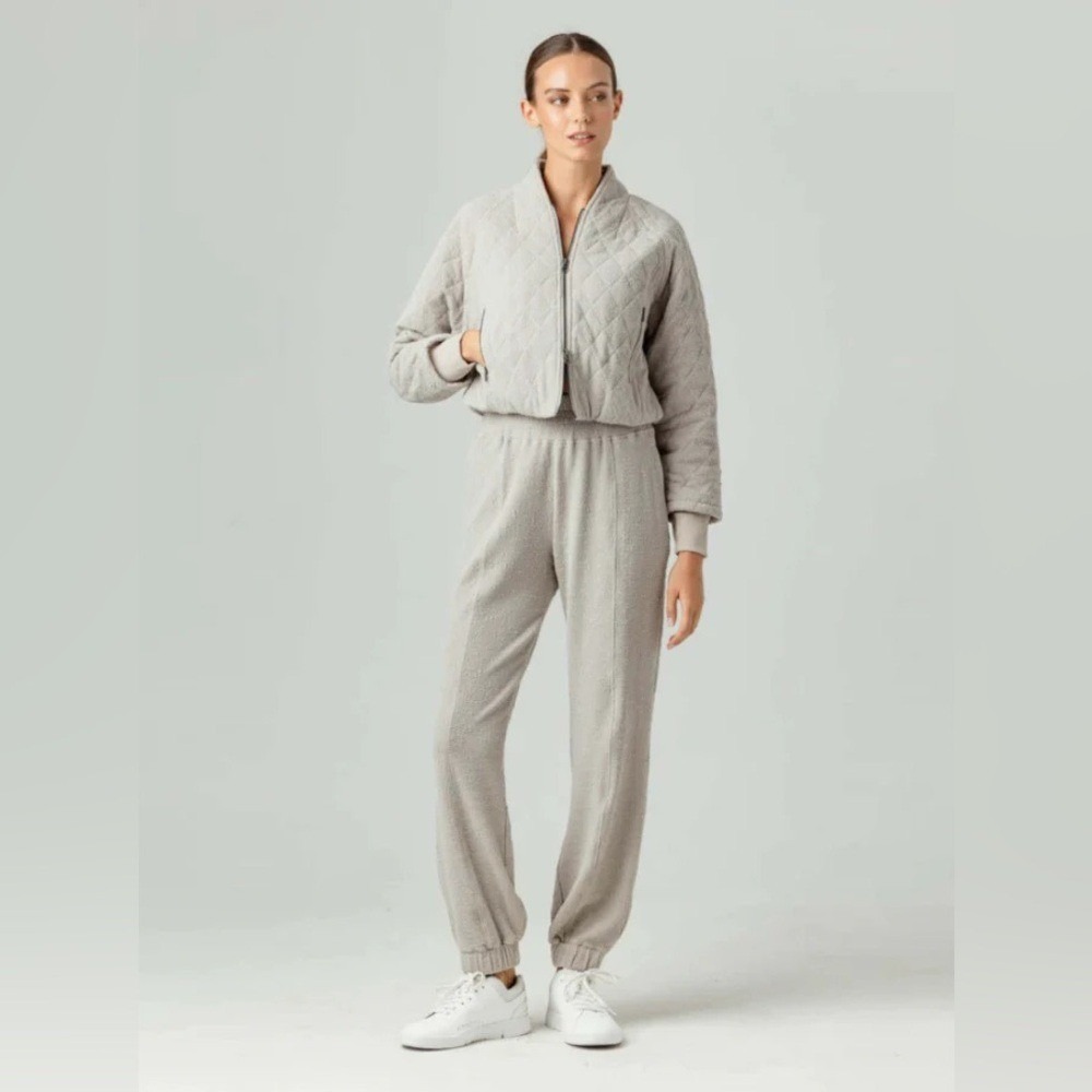 Sundays Marlowe Jacket Dove Grey Quilted Sherpa Bomber Cropped Zip Up Large New